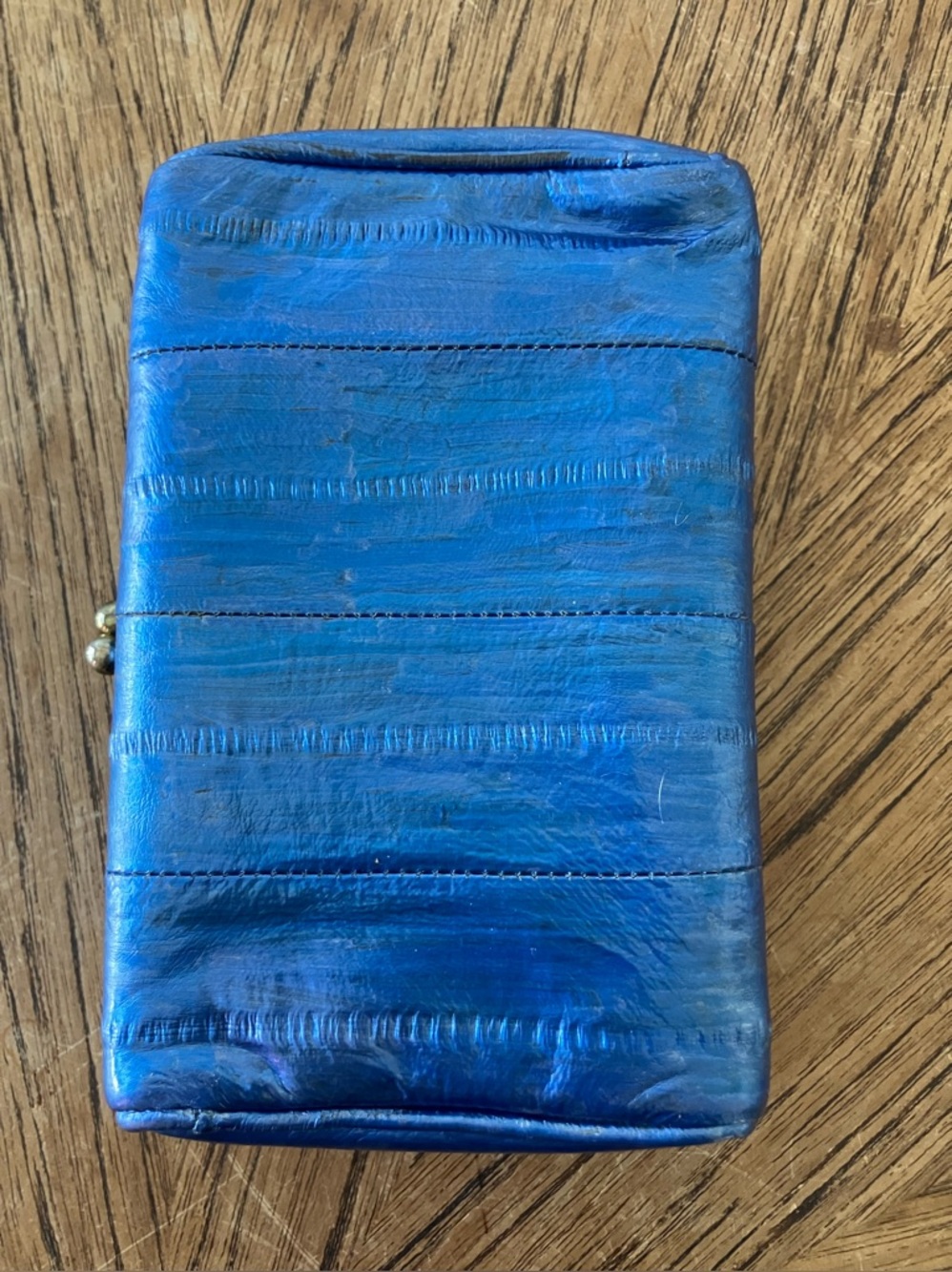 💥2 for 1💥Hand Painted VNT Eel Skin Clutch Purse with Kiss Lock & Mirror / Wallet - Picture 7 of 13